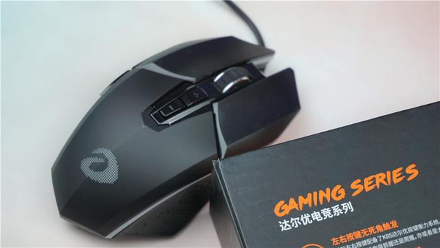 达尔优牧马人5代游戏鼠标评测：10800DPI采样率助你轻松carry