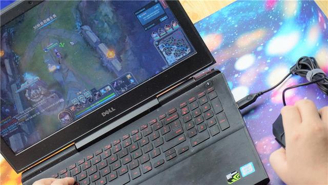 达尔优牧马人5代游戏鼠标评测：10800DPI采样率助你轻松carry