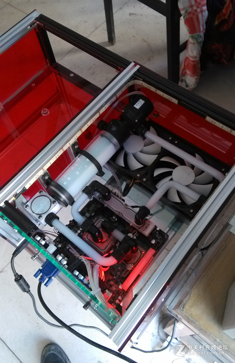 简单打造HTPC迷你机桌/桌机/桌箱一体