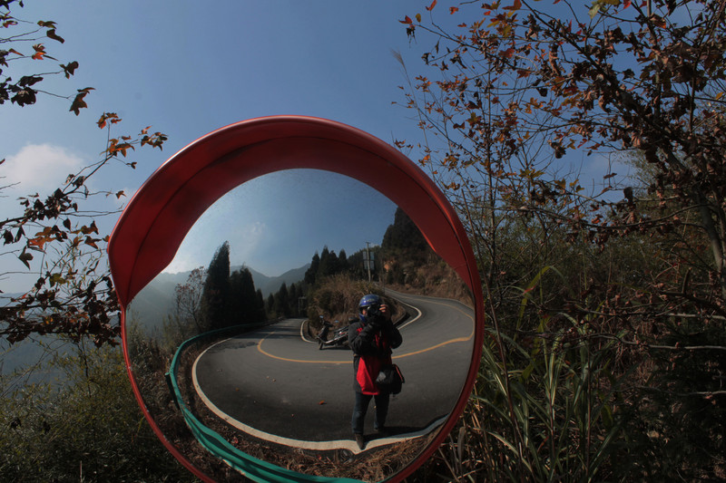 摩游南岳四绝之一千年古寺方广寺
