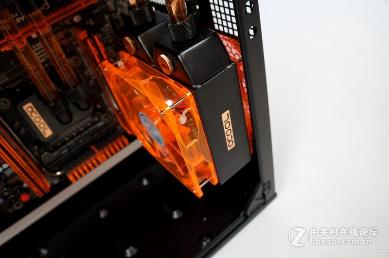 #我叫王小白⑥#  经典乌鸦4机箱MOD全水冷爆改