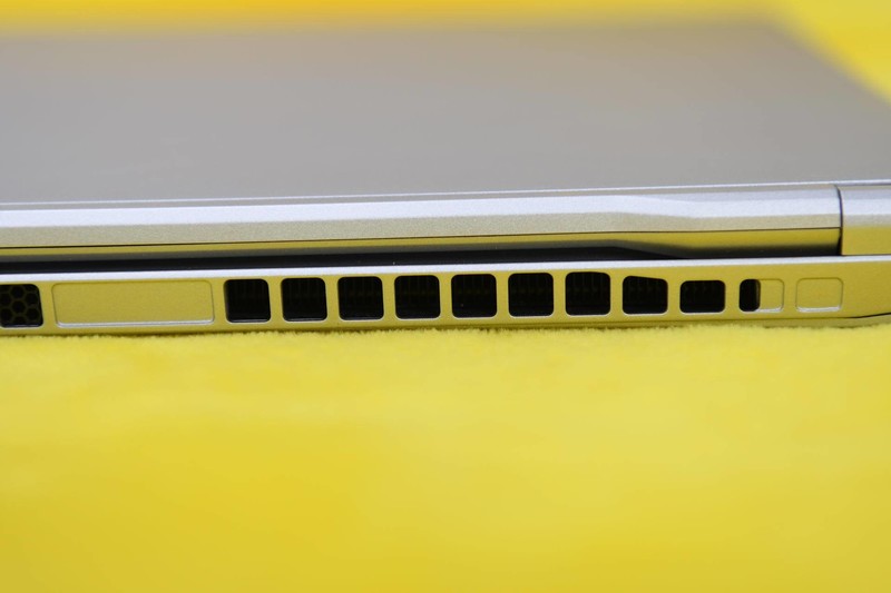 从内到外拆开看，机械革命CODE 01值不值得程序员选购？