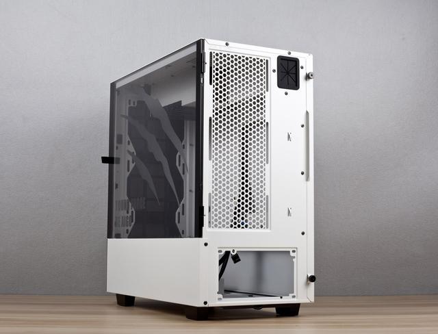 300元左右机箱应怎选？颜值与做工兼备爱国者破晓X元素版体验