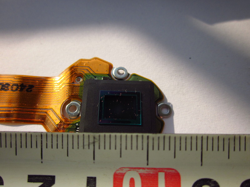 松下ZS10拆机，CCD除灰体验。与大家共享。