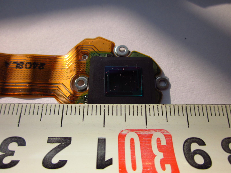 松下ZS10拆机，CCD除灰体验。与大家共享。