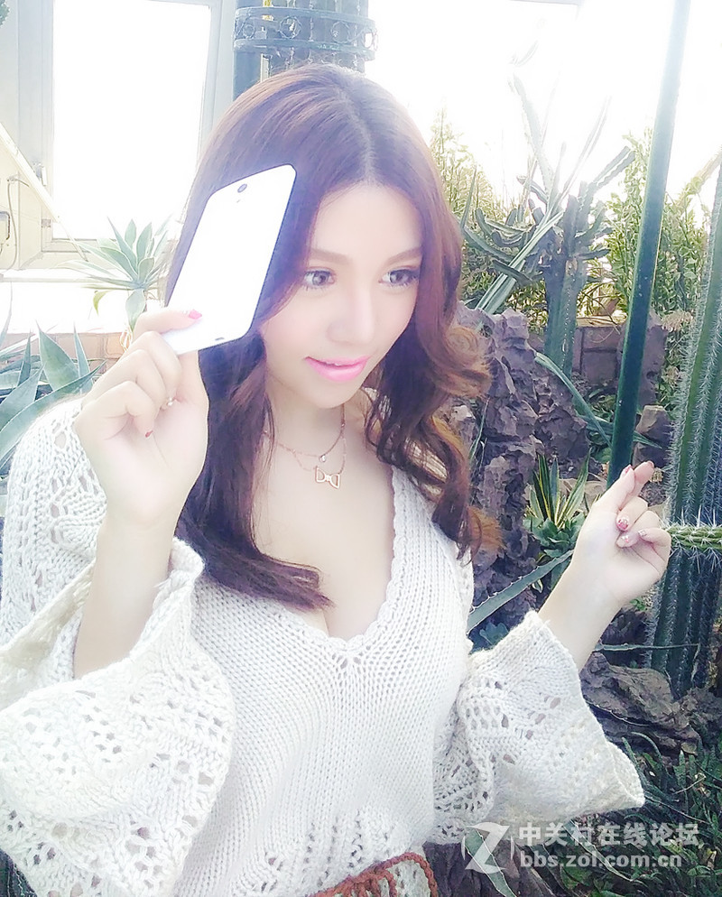 #冬日密语，日系私拍# 丹唇逐笑开，日照石榴裙