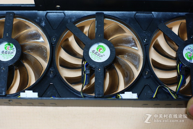 3.15打假，影驰GTX960骨灰黑将版是否耐得住，高清大图拆解瞧个清楚。