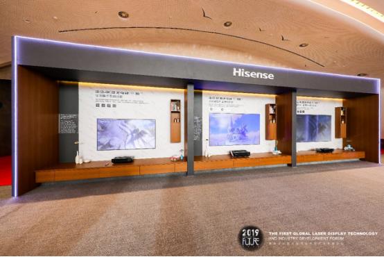 144项数据对比激光电视完胜，护眼效果比纸质书还高