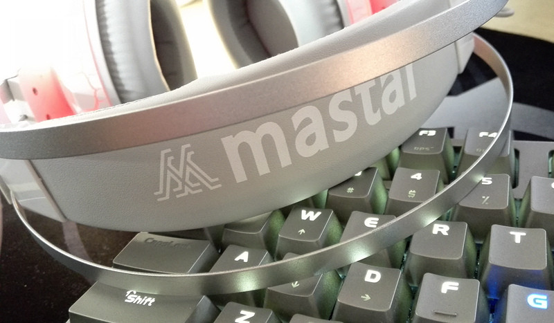 时尚时尚最时尚，闪瞎眼的外设