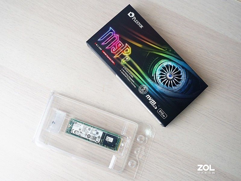 小空间PC桌面方案的终章：入手M9PeGn插满存储接口，顺便晒晒mini桌面环境