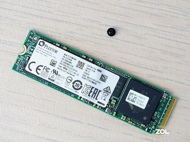 小空间PC桌面方案的终章：入手M9PeGn插满存储接口，顺便晒晒mini桌面环境