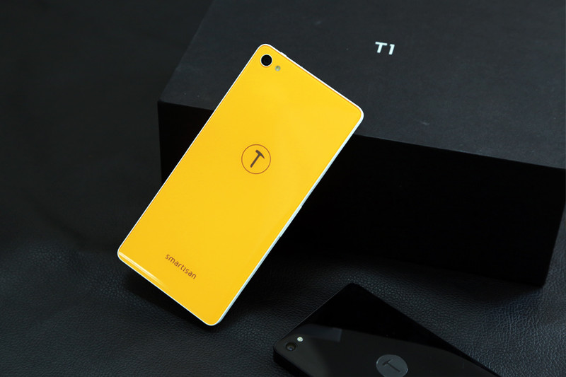 为白色机身而生 五色锤子手机后壳精美图赏