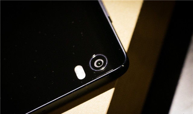 小米 Note 5.7 寸发烧到底新机评测！