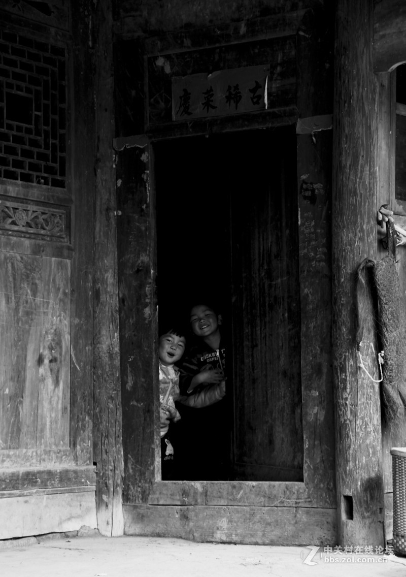 同样是“活着”