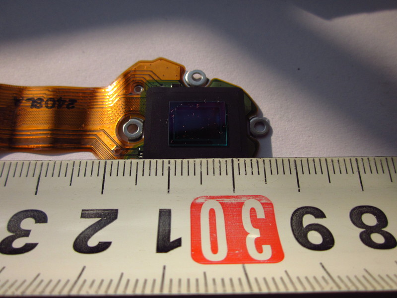 松下ZS10拆机，CCD除灰体验。与大家共享。