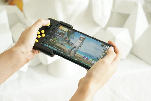 北通H1手游手柄评测：手游操作行云流水