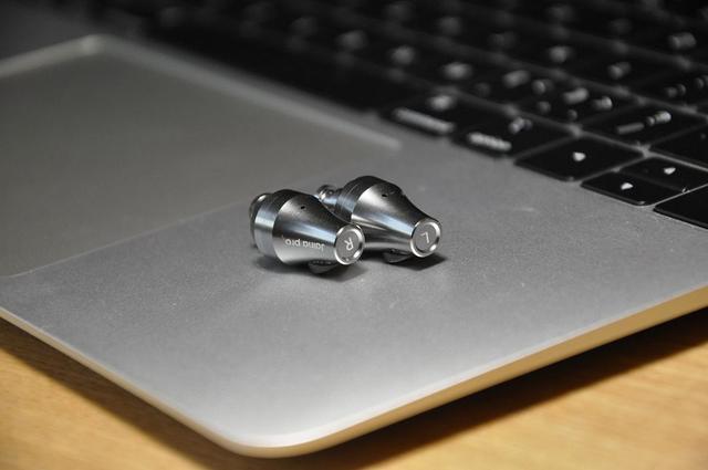 999元“山寨”谢兰图、IE800S，极小众耳塞小吉安娜鉴赏