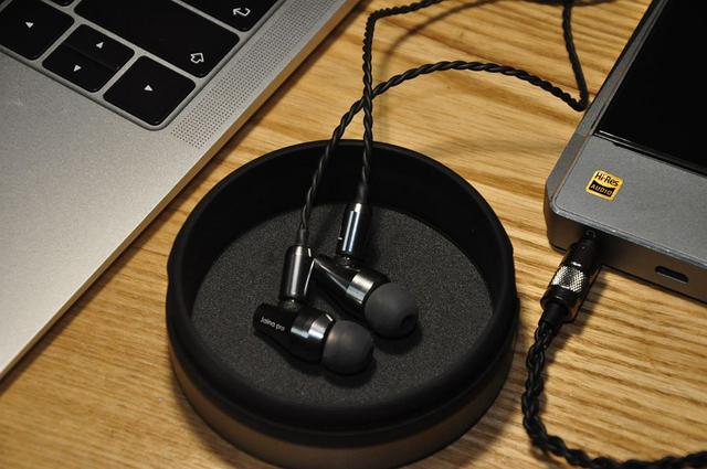 999元“山寨”谢兰图、IE800S，极小众耳塞小吉安娜鉴赏