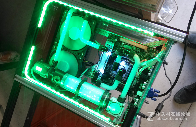 简单打造HTPC迷你机桌/桌机/桌箱一体