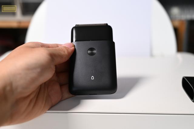 轻巧耐用，还能冲洗，米家电动剃须刀体验