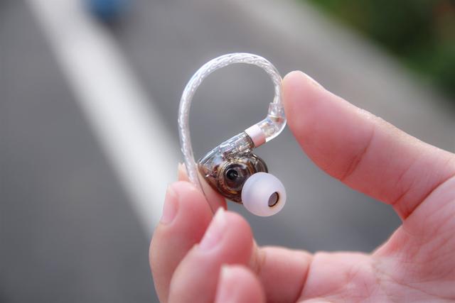 有颜值，亦有细腻之声，兴戈 洛神EM2耳机体验