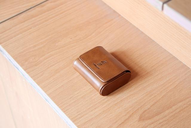 有颜值，亦有细腻之声，兴戈 洛神EM2耳机体验