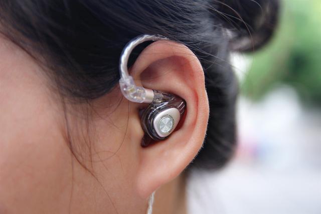 有颜值，亦有细腻之声，兴戈 洛神EM2耳机体验