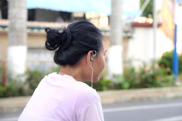 有颜值，亦有细腻之声，兴戈 洛神EM2耳机体验