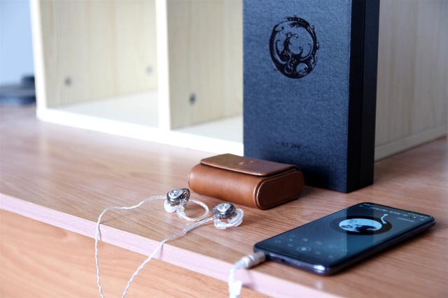 有颜值，亦有细腻之声，兴戈 洛神EM2耳机体验