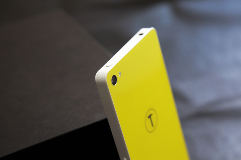 为白色机身而生 五色锤子手机后壳精美图赏