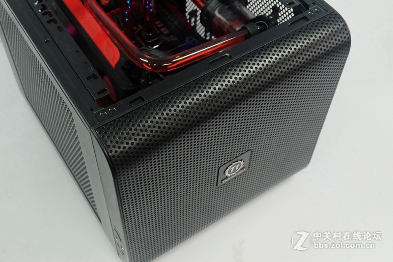 小机箱能大做文章，Tt V21安装水冷系统！~