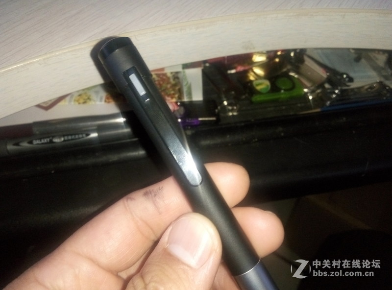 求助谁知道这个笔是什么数位板上的？