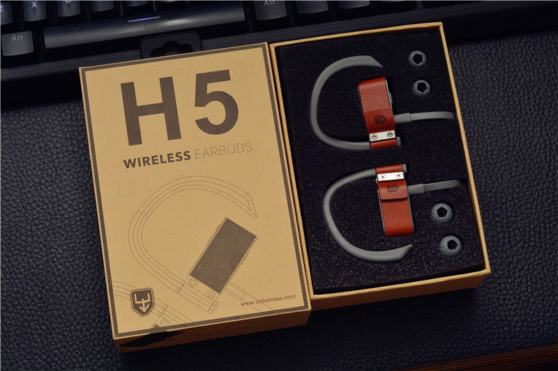 无损音乐的黄金搭档，八头牛蓝牙耳机手环播放组合体验