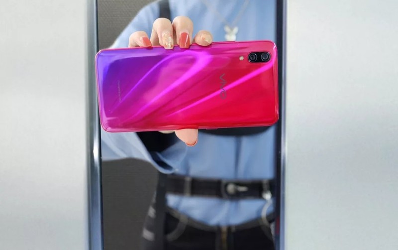 《v粉玩机》手机「正确」使用方法 | 8012年修订版