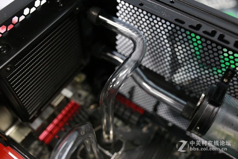 小机箱能大做文章，Tt V21安装水冷系统！~
