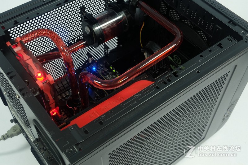 小机箱能大做文章，Tt V21安装水冷系统！~