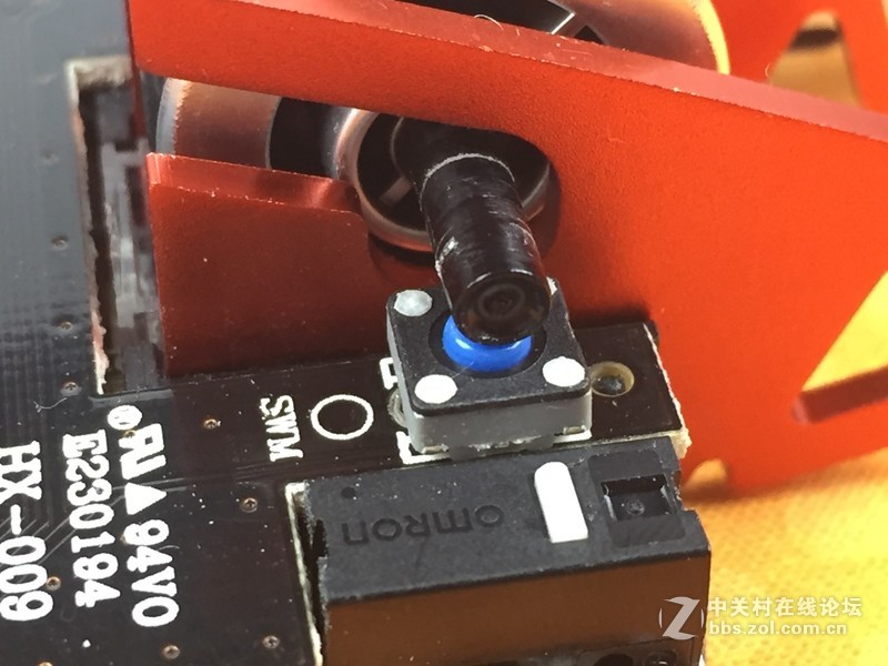 国外品牌也有性价比！骨伽700M电竞鼠标拆解