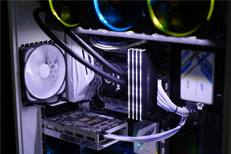 第二期「Z玩主」纯白主题MOD主机 制作进度总结贴