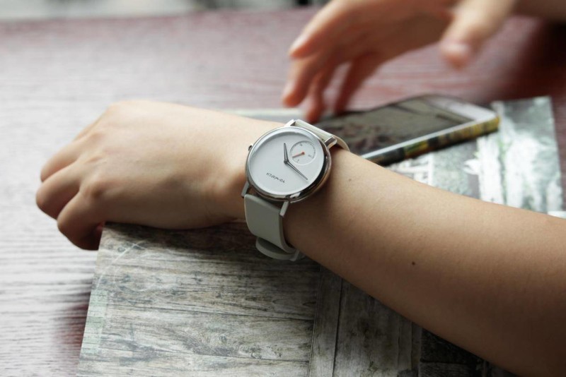 优沃绮YO-WATCH shine，让美女们再也不骂iwtach太难用的智能手表