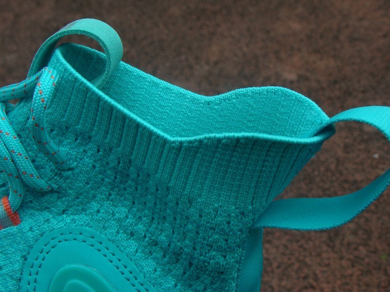 青春飞扬 之 FREETIE 驭空篮球鞋