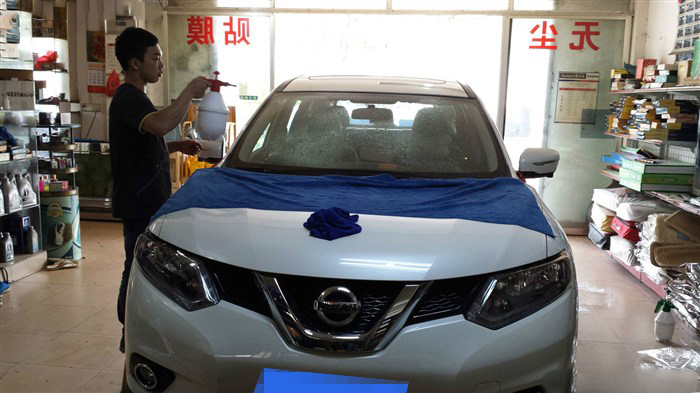 奇骏改装，安装车联网后视镜凌度A608、音响、前后护杠！