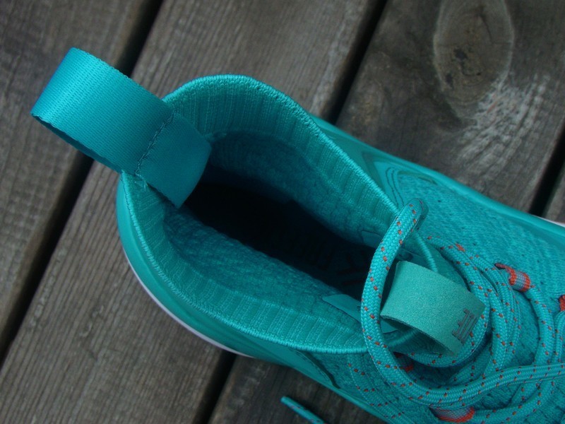 青春飞扬 之 FREETIE 驭空篮球鞋