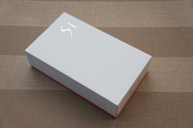 红红火火的小辣椒S1手机图赏