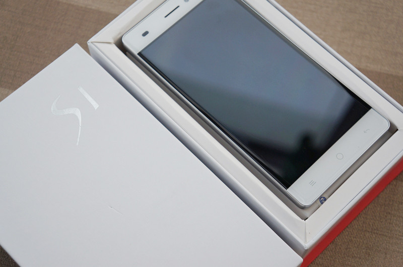 红红火火的小辣椒S1手机图赏