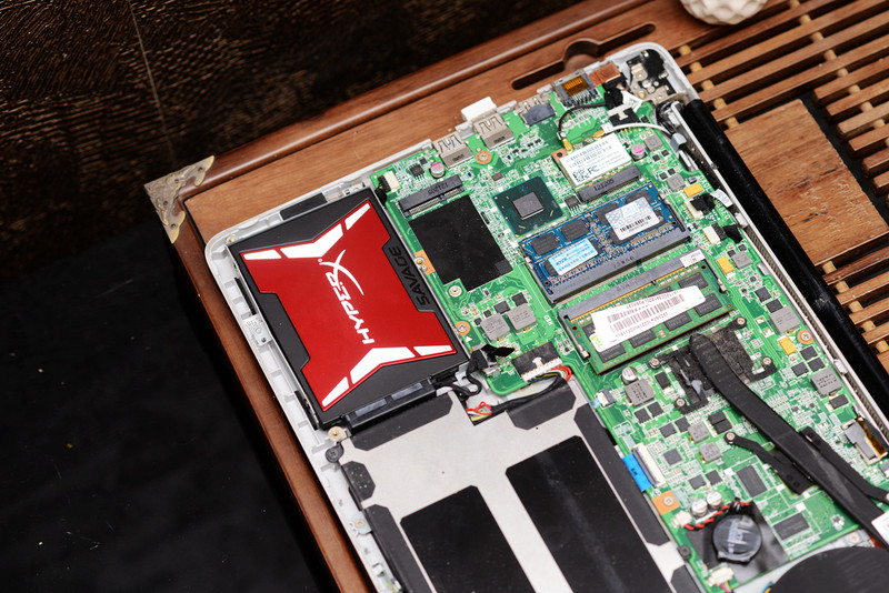 速度和容量兼备，给笔记本换SAVAGE 240G SSD