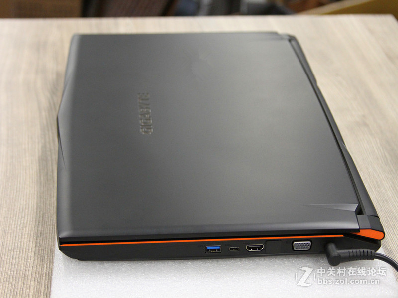 17英寸i7+GTX1070版游戏本P57X V6晒机