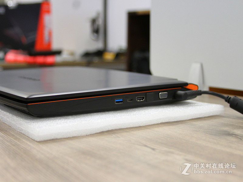 17英寸i7+GTX1070版游戏本P57X V6晒机