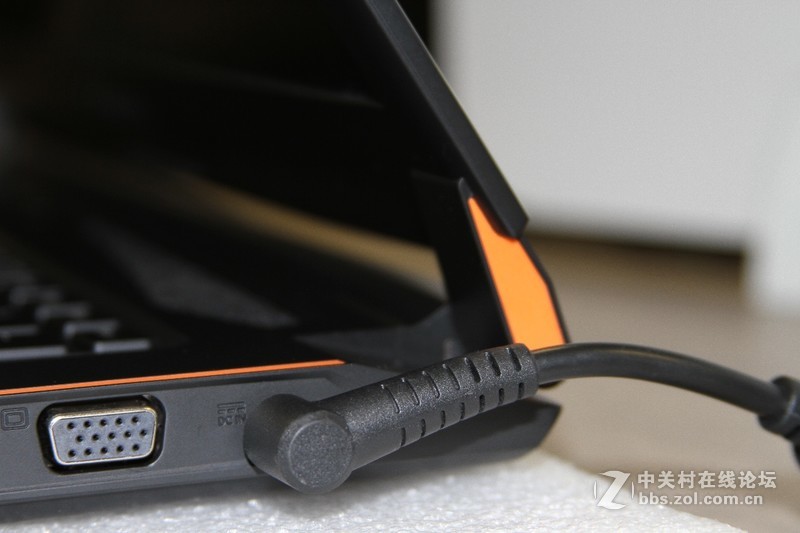 17英寸i7+GTX1070版游戏本P57X V6晒机