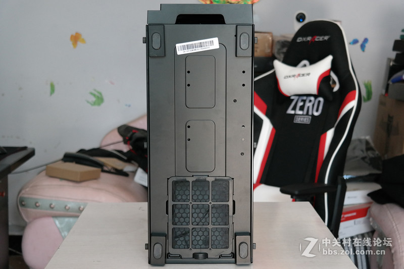 流线型RGB信仰灯！Tt夜魔钢化玻璃机箱评测装机体验