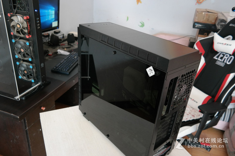 流线型RGB信仰灯！Tt夜魔钢化玻璃机箱评测装机体验